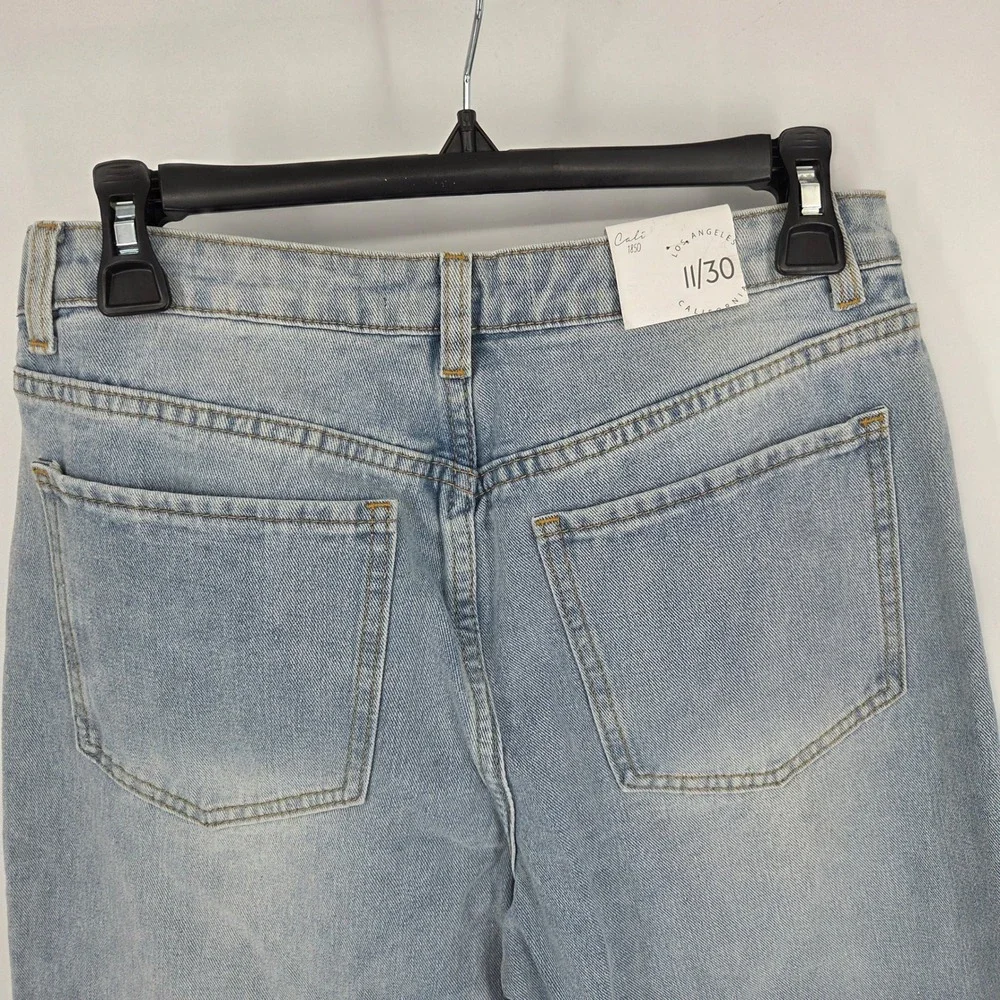 Cali 1850 Womens Flower Patch Straight Leg Jeans Light Wash Blue Size 11/30 NEW - Picture 5 of 6